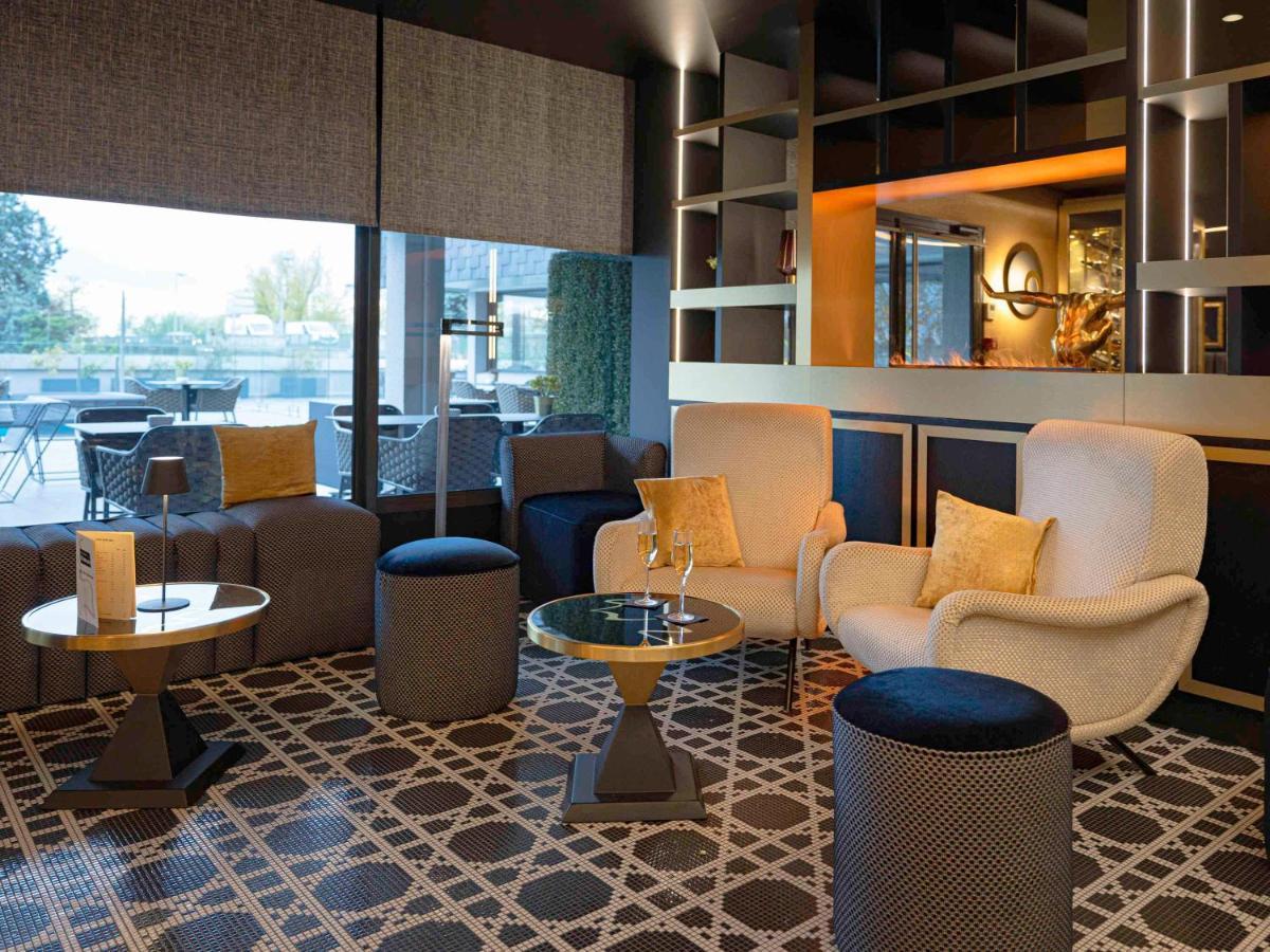Mercure Orleans Centre Bords De Loire Exterior photo