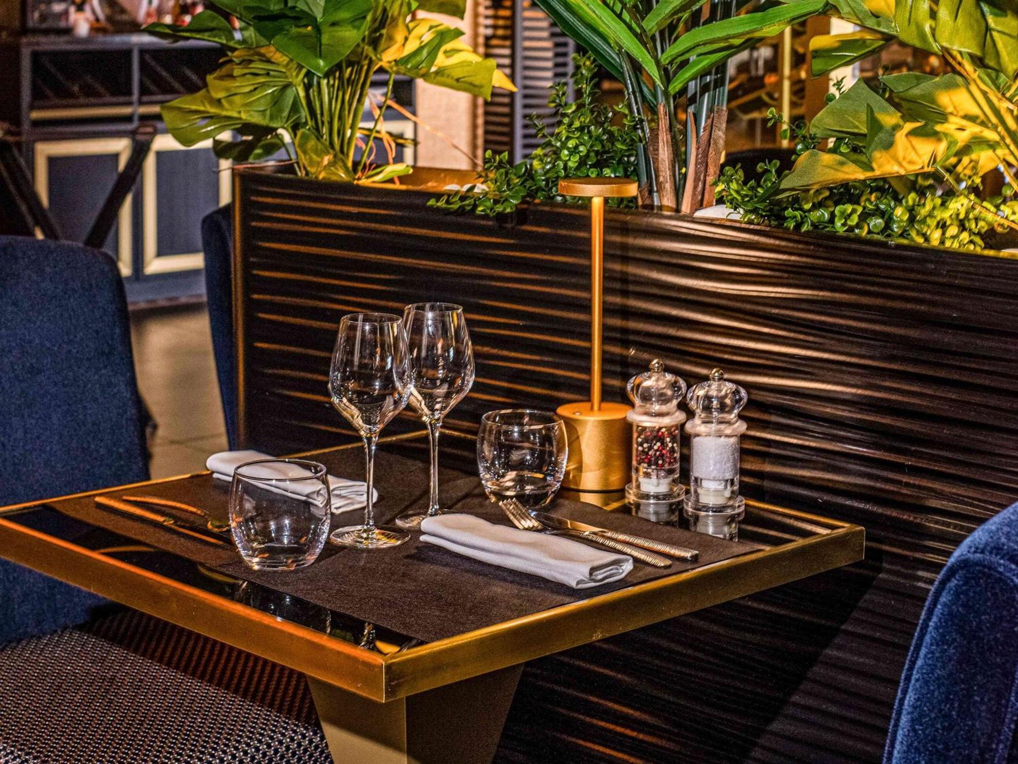 Mercure Orleans Centre Bords De Loire Exterior photo