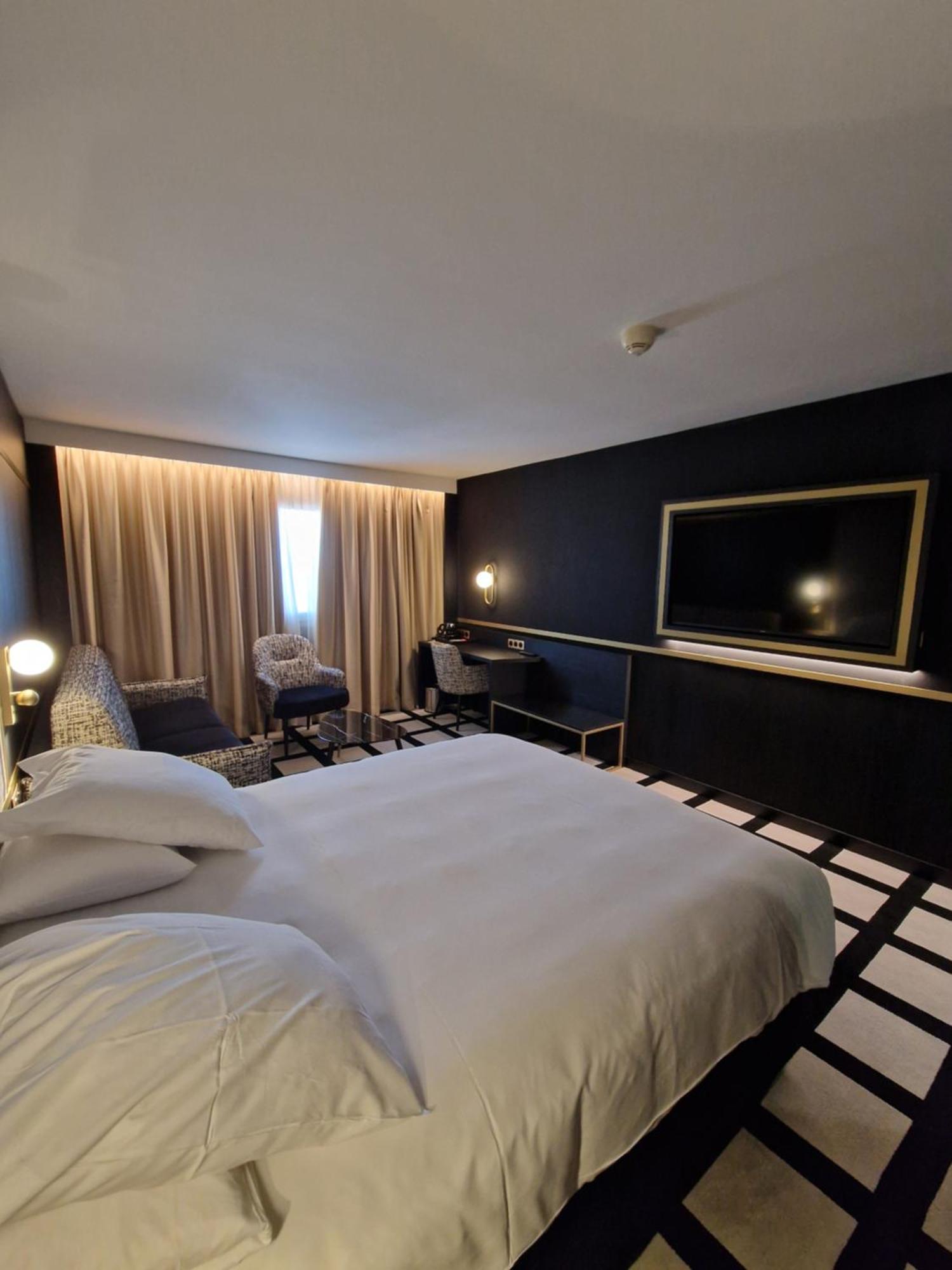 Mercure Orleans Centre Bords De Loire Exterior photo